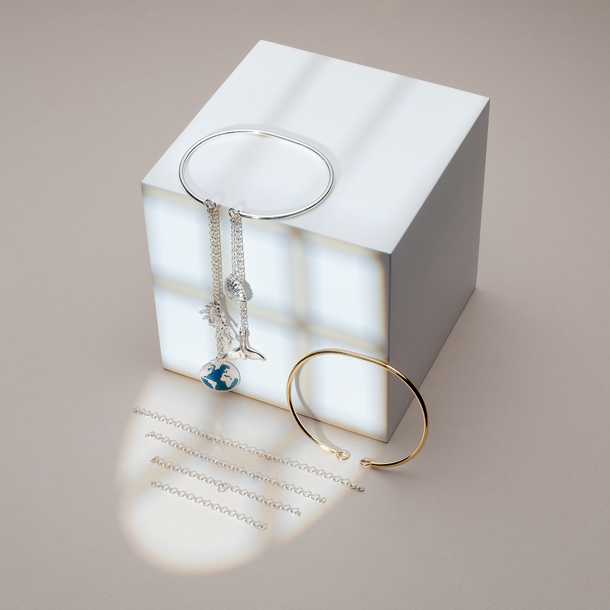 Bransoletka bangle