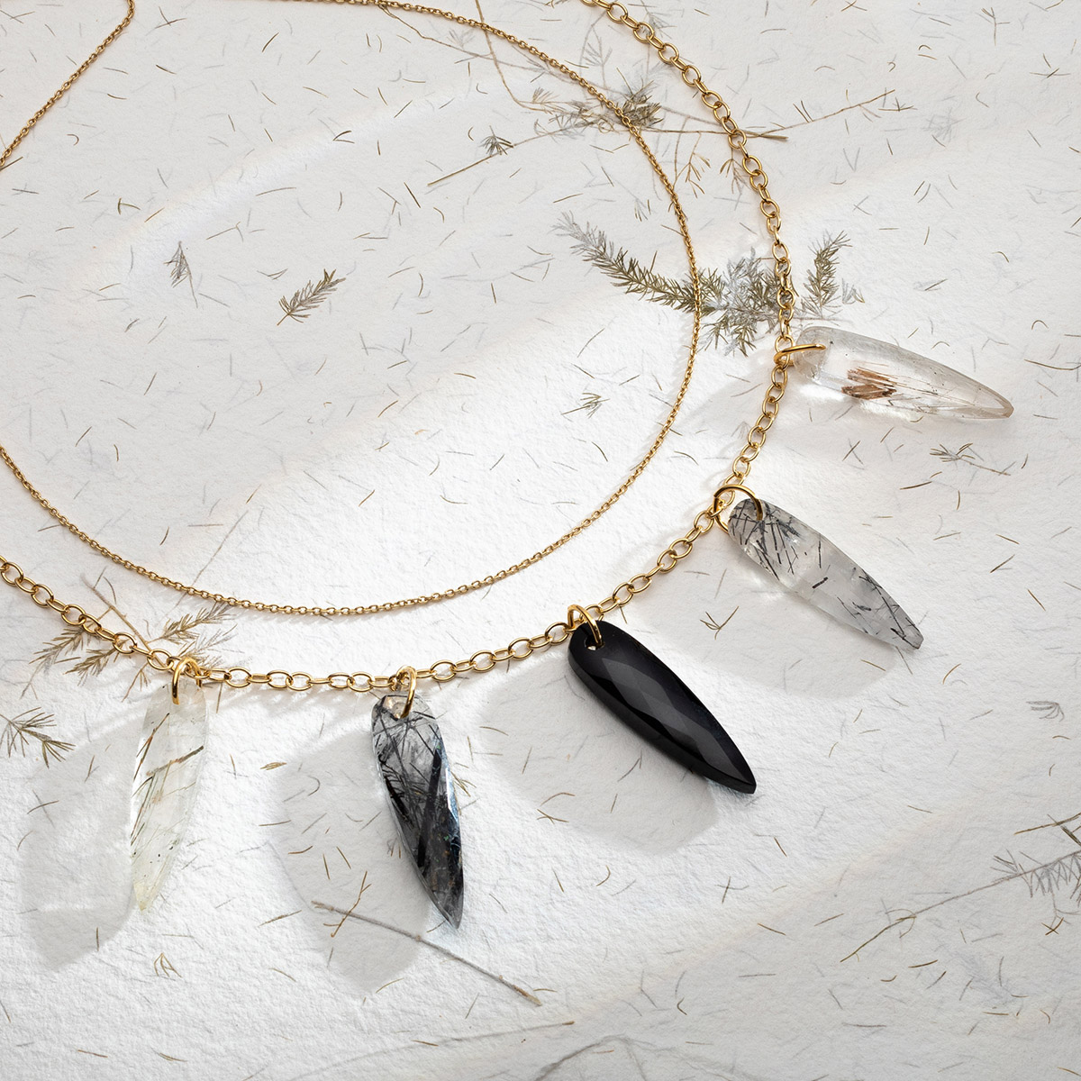 Czarny spinel do biżuterii