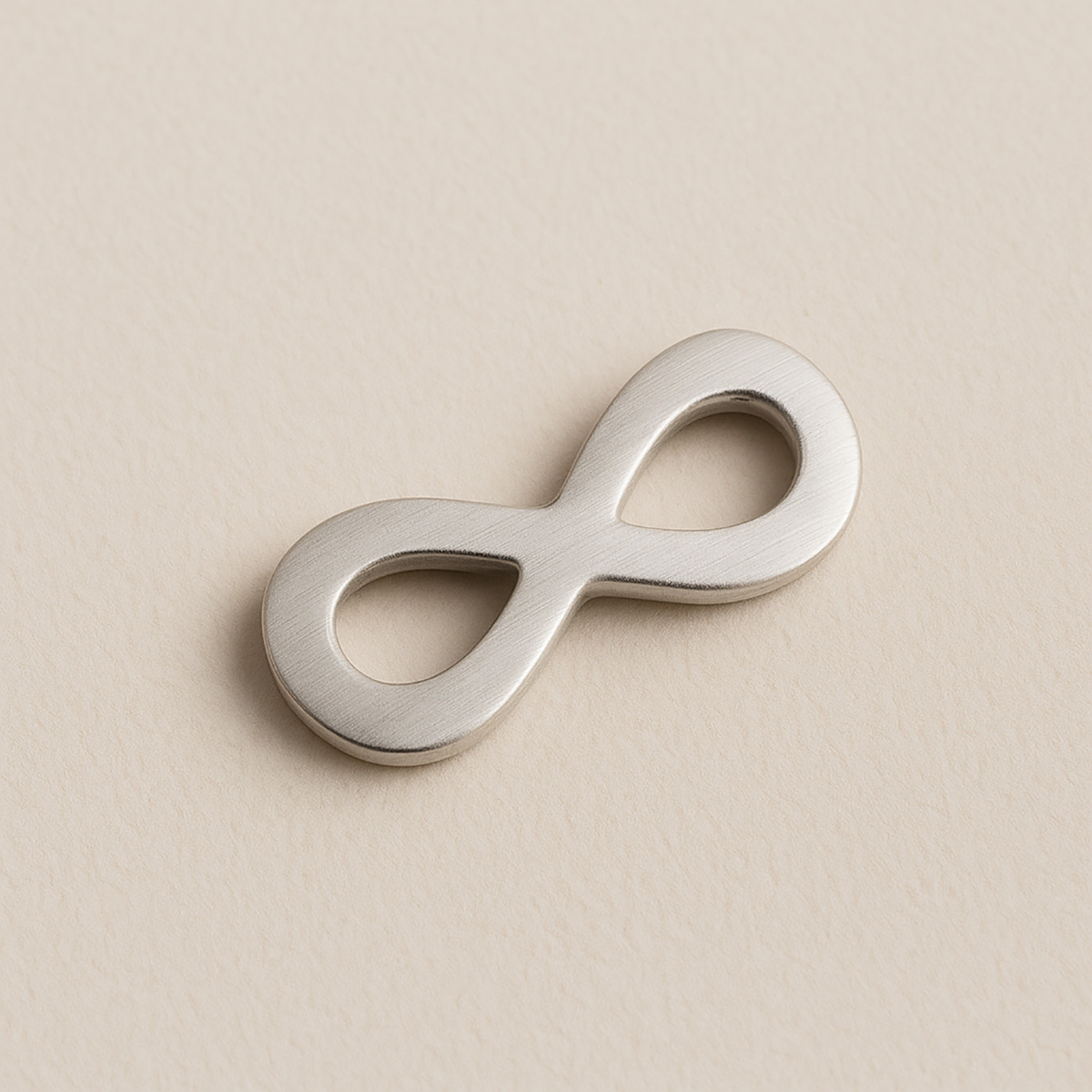 nieskończoność zawieszka