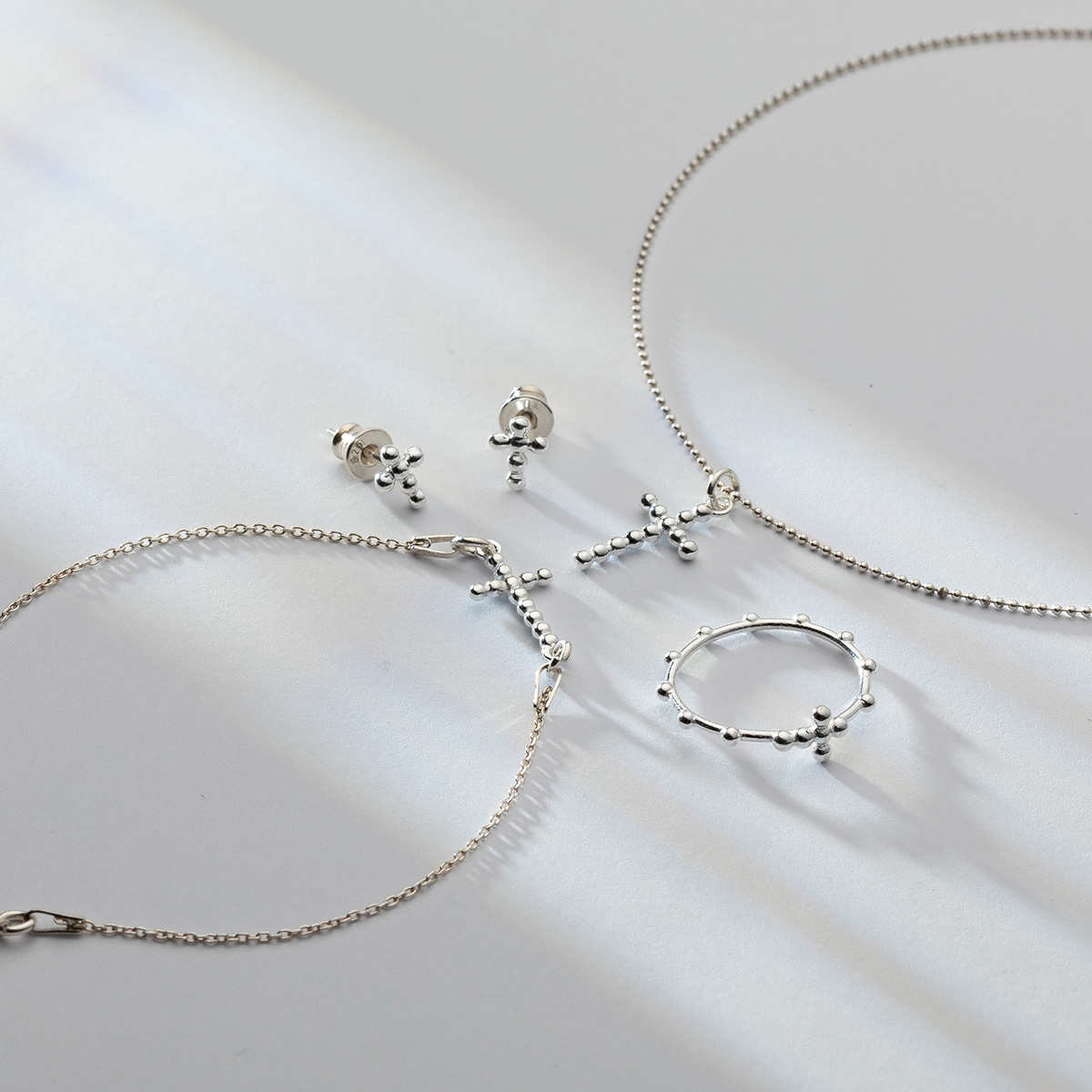 łańcuszek z krzyżem męski